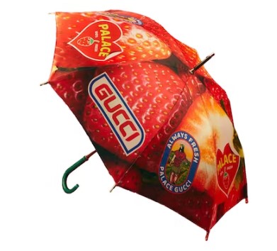 [해외] 구찌 팔라스 스튜로우베리 프린트 레인 엄브렐라 위드 레더 핸들 Gucci Palace Strawberry print rain umbrella with leather handle