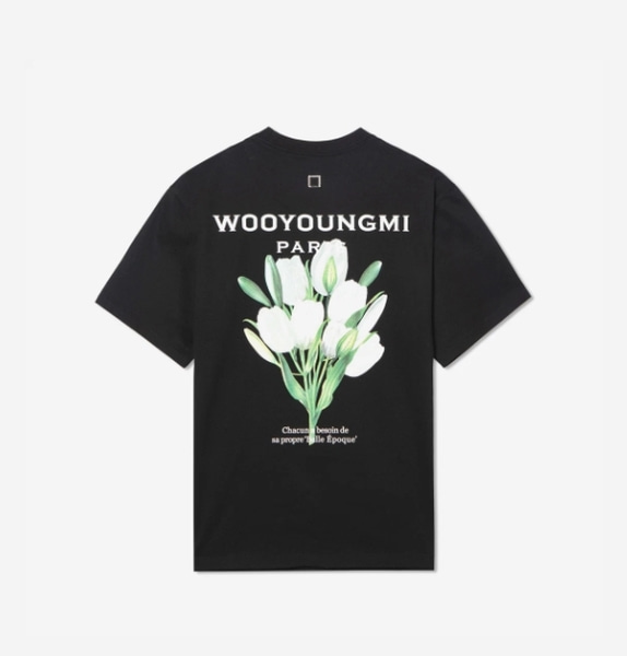 [해외] 우영미 플라워 프린트 백로고 티셔츠 블랙 Wooyoungmi Flower Print Back Logo T-Shirt Black