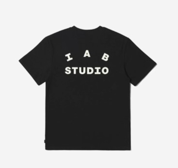 [해외] 아이앱 스튜디오 티셔츠 IAB Studio T-Shirt